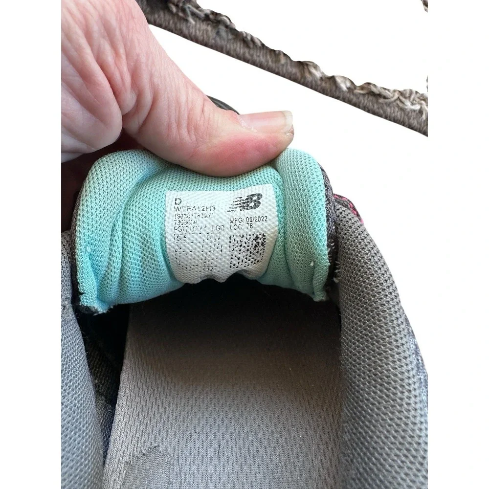 New Balance 412 v3 Gray, Pink, Blue Size 8.5‎ Women's